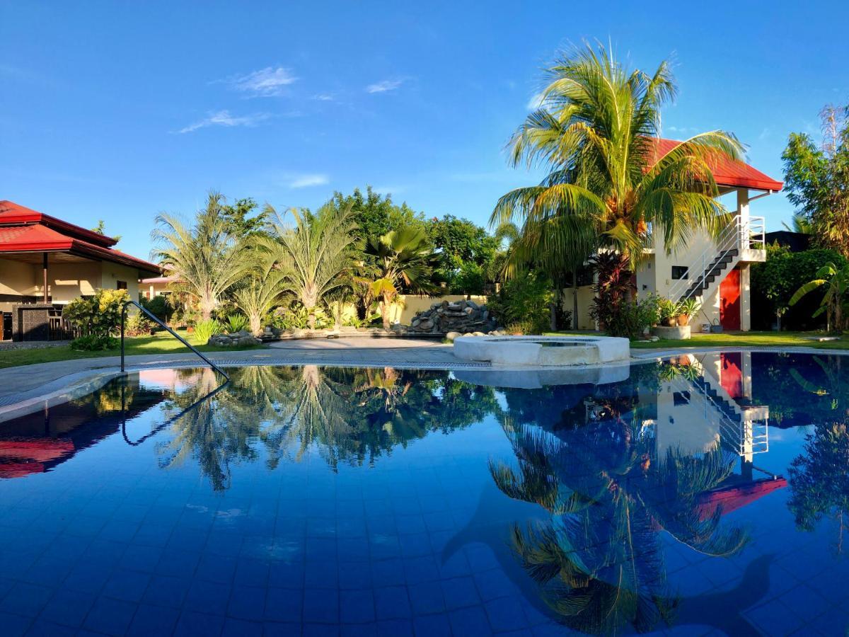 Strutz Art Garden Resort Bangued Eksteriør billede