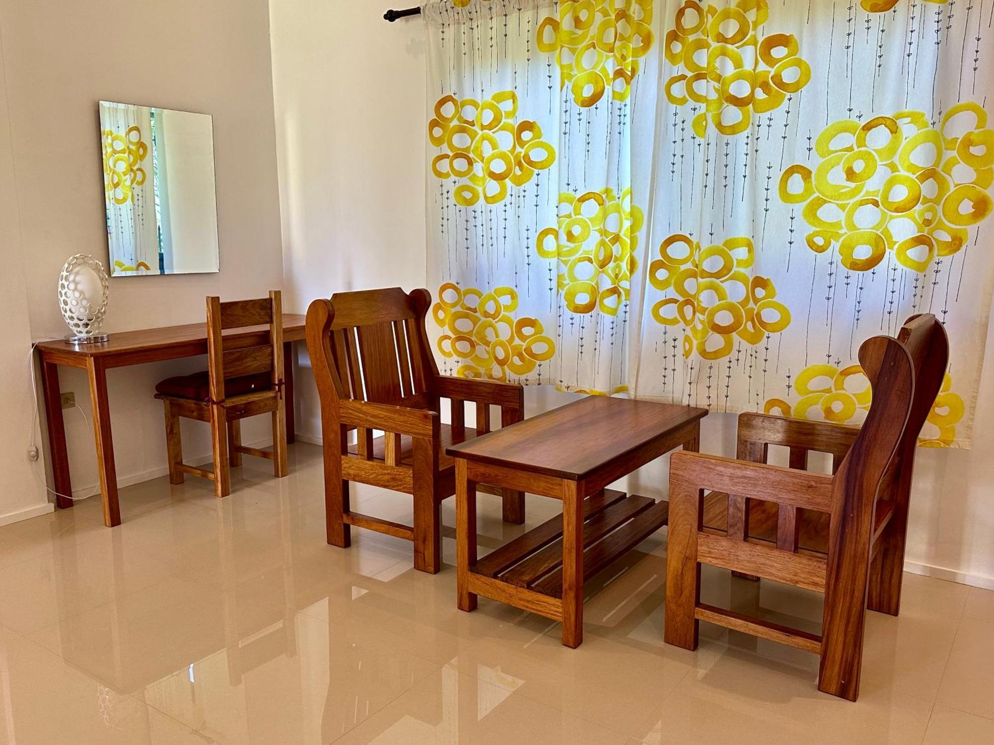 Strutz Art Garden Resort Bangued Eksteriør billede